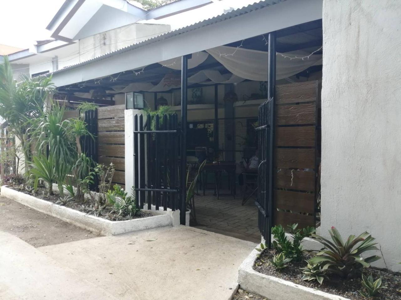 Cozy Inn Mactan Мактан Екстериор снимка